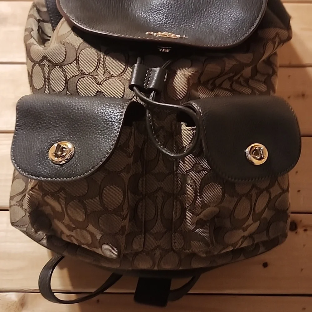 Coach Billie Backpack Signature Canvas Refined Leather - Picture 2 of 12